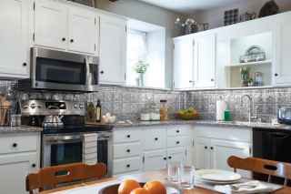 Kitchen with Stainless Steel Backsplash