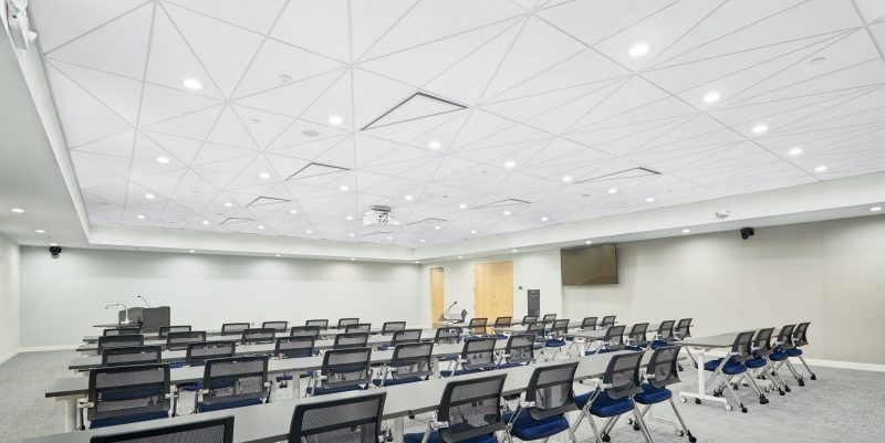 DESIGNFLEX Ceiling System | Armstrong Ceiling Solutions ...